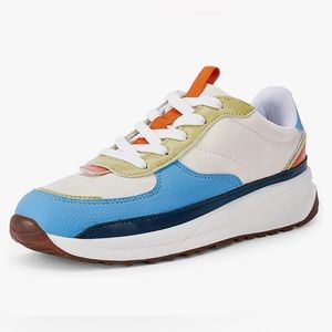 Platform Retro Sneaker - Lightweight, fun! 🧡💚🩵 Size 6